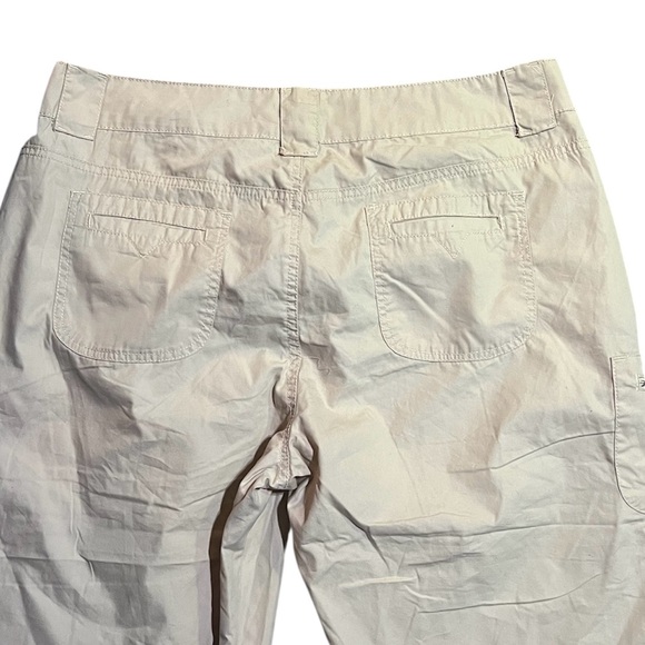 Gloria Vanderbilt Beige Capris - Picture 5 of 7